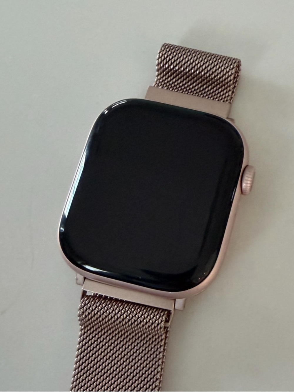 Apple Watch Series 10 (GPS) • 46mm | Rose Gold